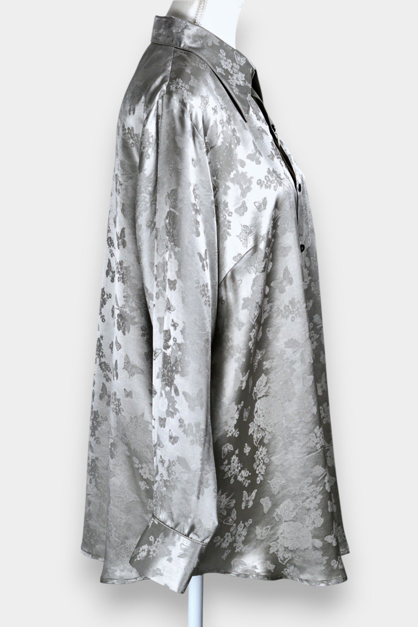 Handcrafted Mulberry Silk Shirt | Silver Floral Jacquard