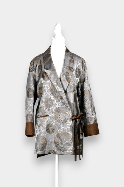 Gambiered Guangdong Gauze Silk Wrap Jacket | Silver Jacquard Weave