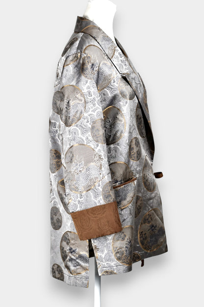 Gambiered Guangdong Gauze Silk Wrap Jacket | Silver Jacquard Weave