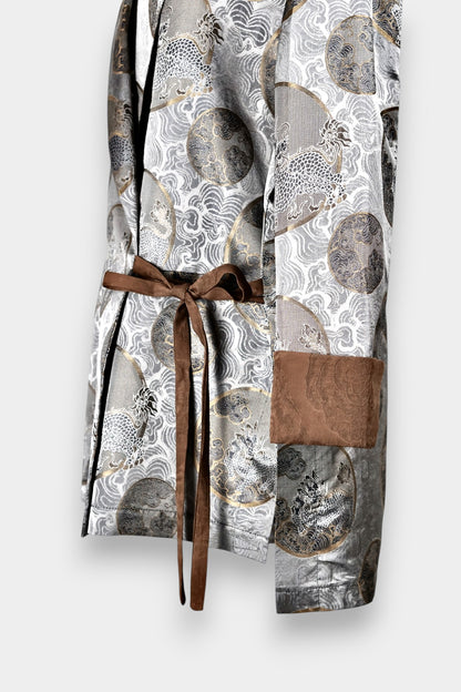 Gambiered Guangdong Gauze Silk Wrap Jacket | Silver Jacquard Weave