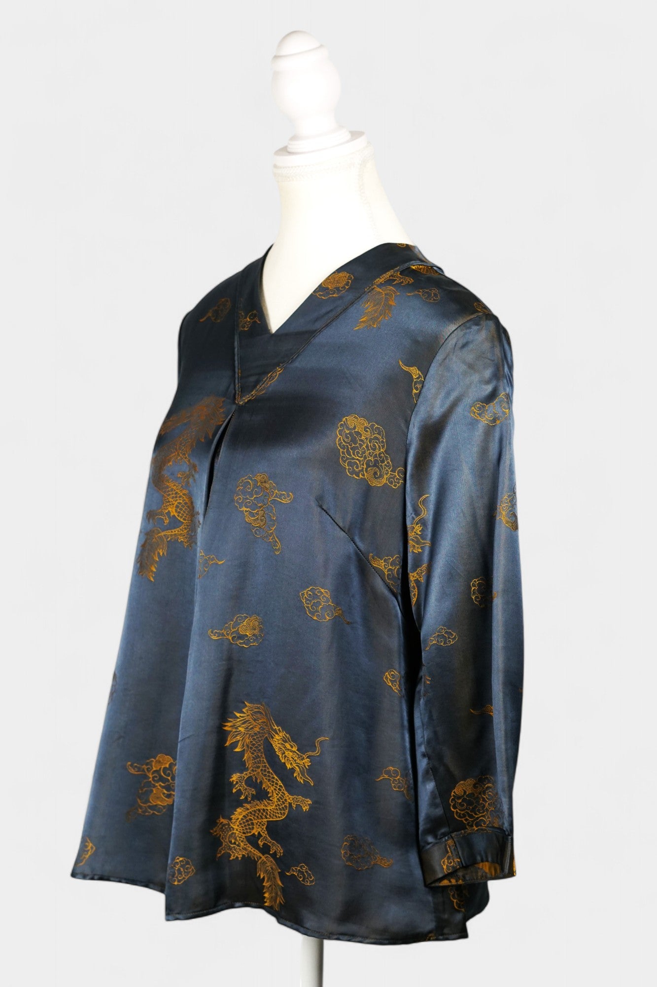 Embroidered Song Dynasty Brocade Silk Vest | New Chinese-Style Top