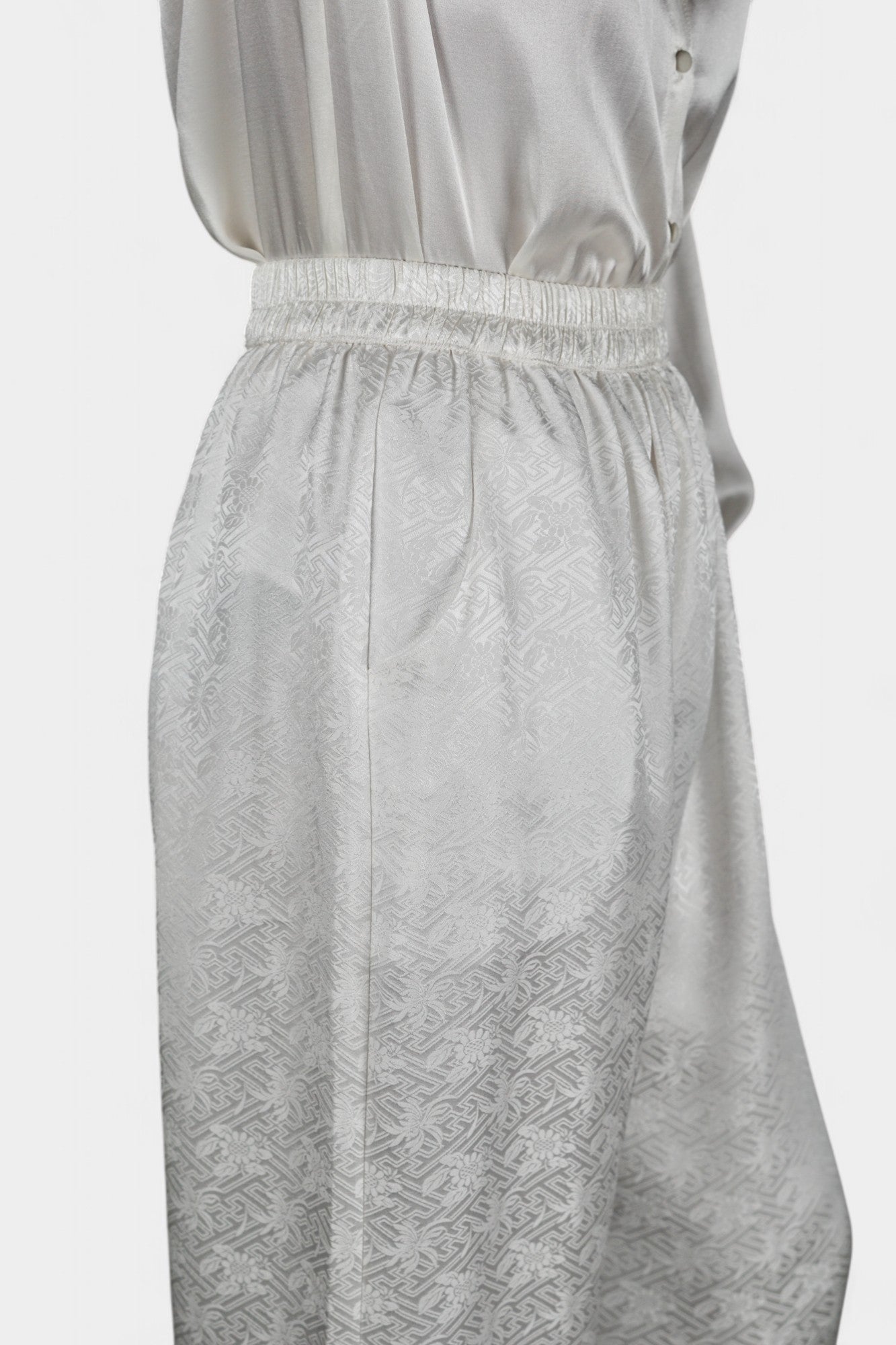 Handcrafted White Mulberry Silk Wide-Leg Pants | 100% Silk Jacquard Trousers