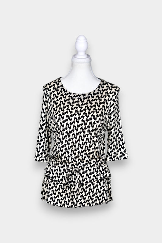 Printed Blouse with Drawstring Waist | Black & White Zigzag