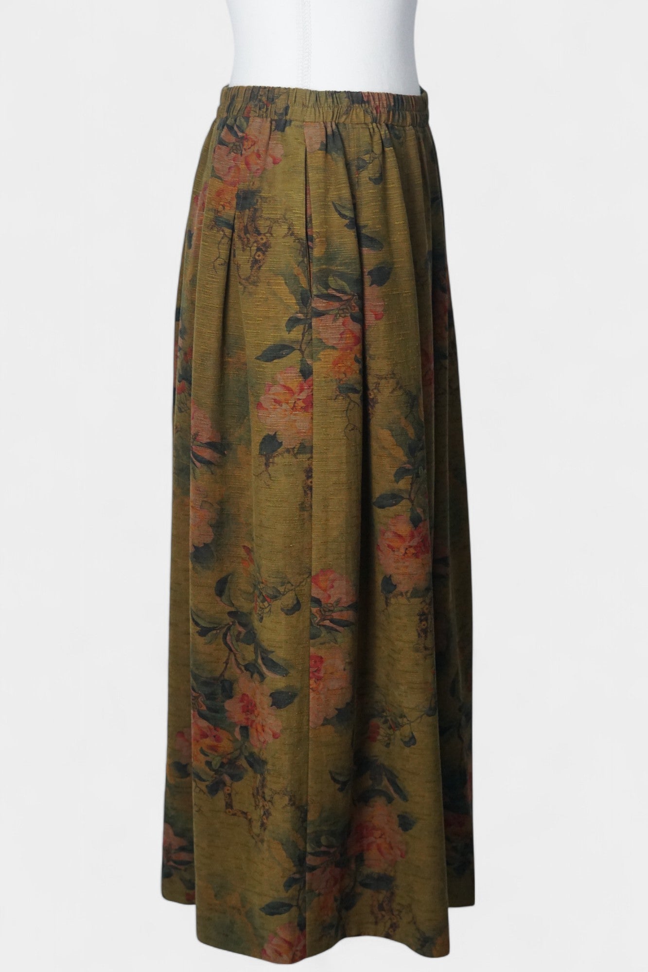 Gambiered Canton Gauze silk skirt featuring vintage floral print and elastic waistband.