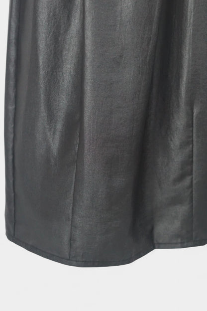 Black Xiangyun Sha silk skirt with elastic waistband and characteristic leather-like sheen