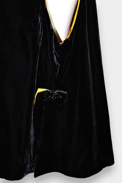 Mulberry Silk Sleeveless Mandarin-Collar Top