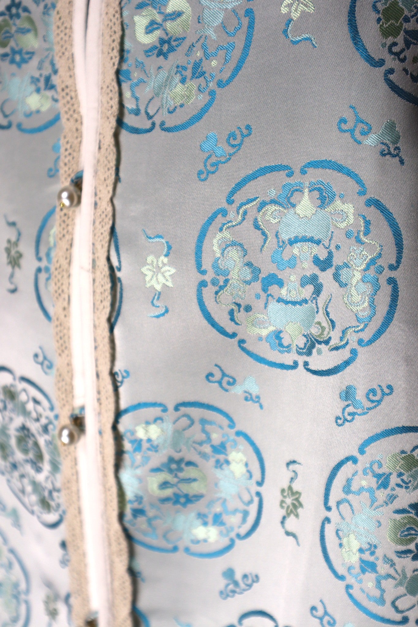 Handmade Song Dynasty Brocade Silk Jacket | Pale Blue Medallion Jacquard