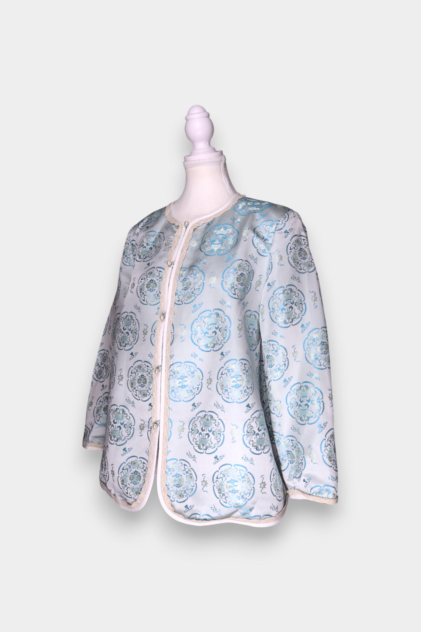 Handmade Song Dynasty Brocade Silk Jacket | Pale Blue Medallion Jacquard