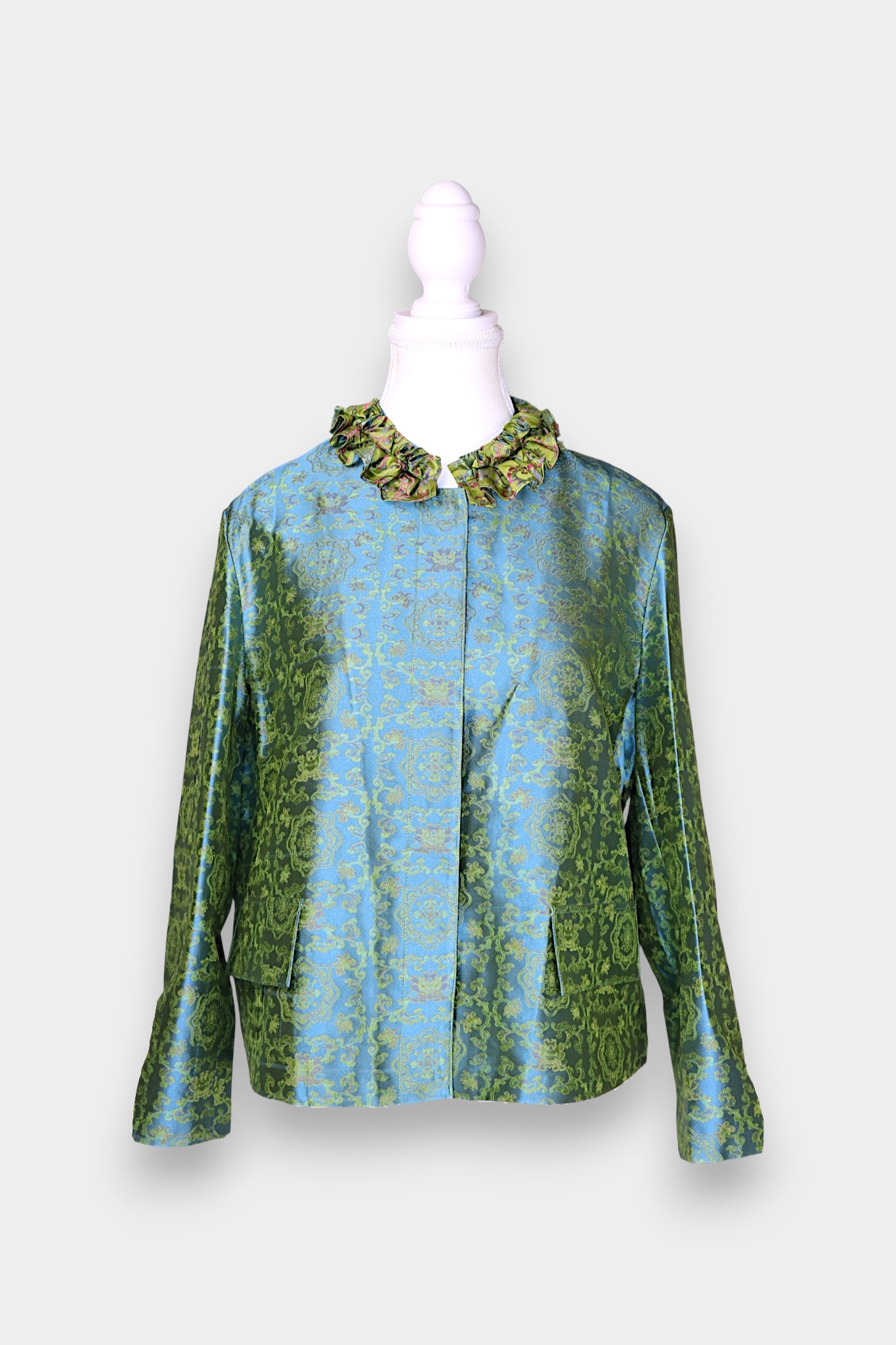 Song Dynasty Brocade Silk Petal-Collar Shirt