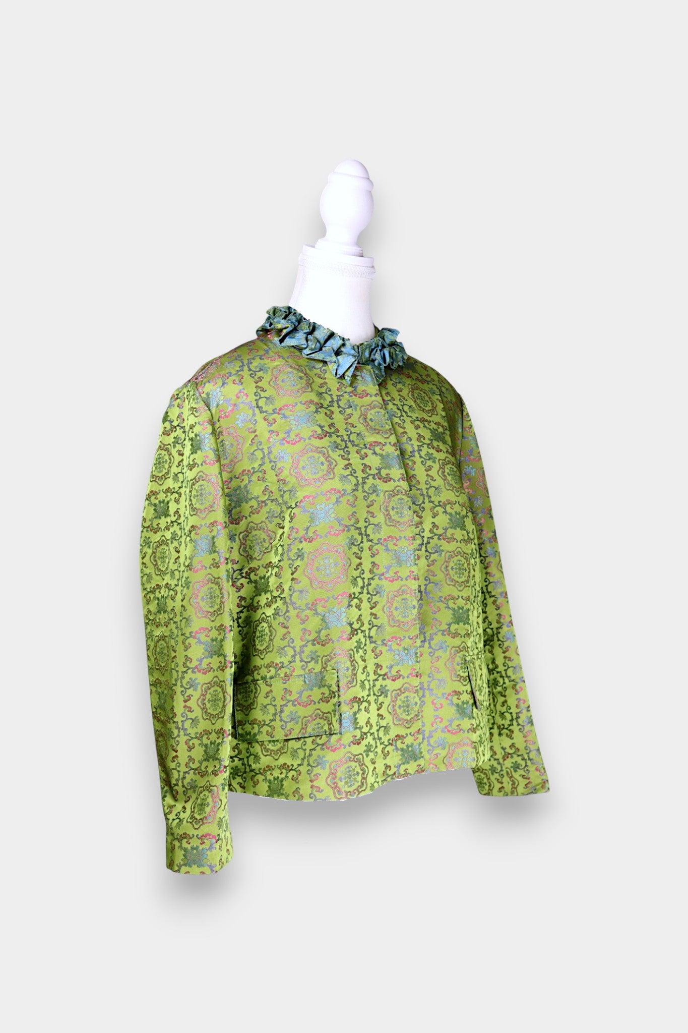 Song Dynasty Brocade Silk Petal-Collar Shirt