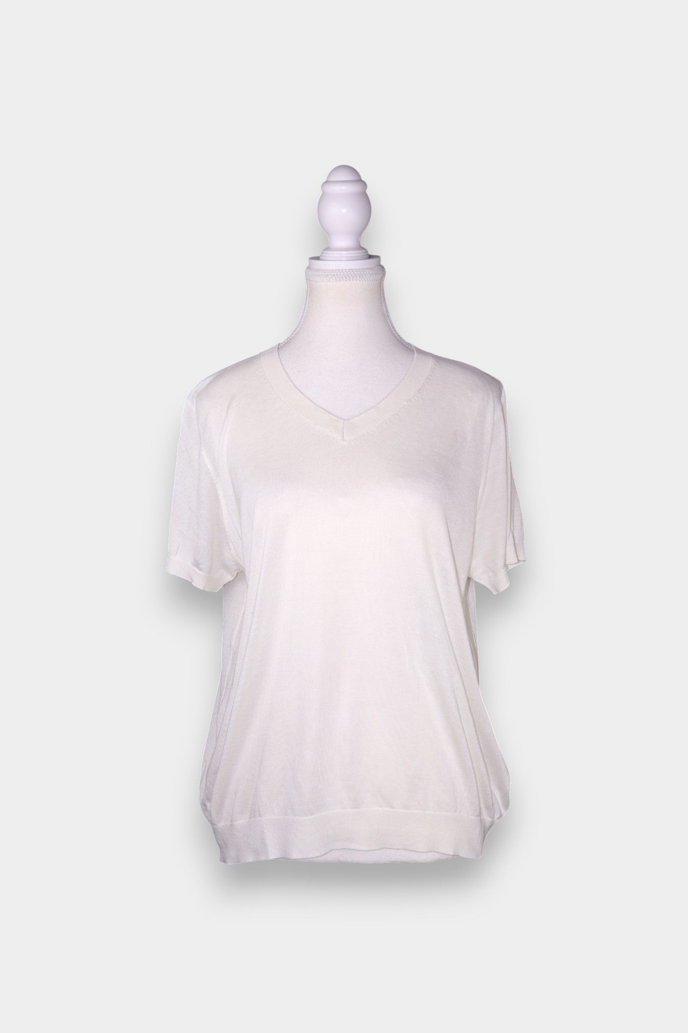 Mulberry Silk Knit V-Neck Short Sleeve Blouse