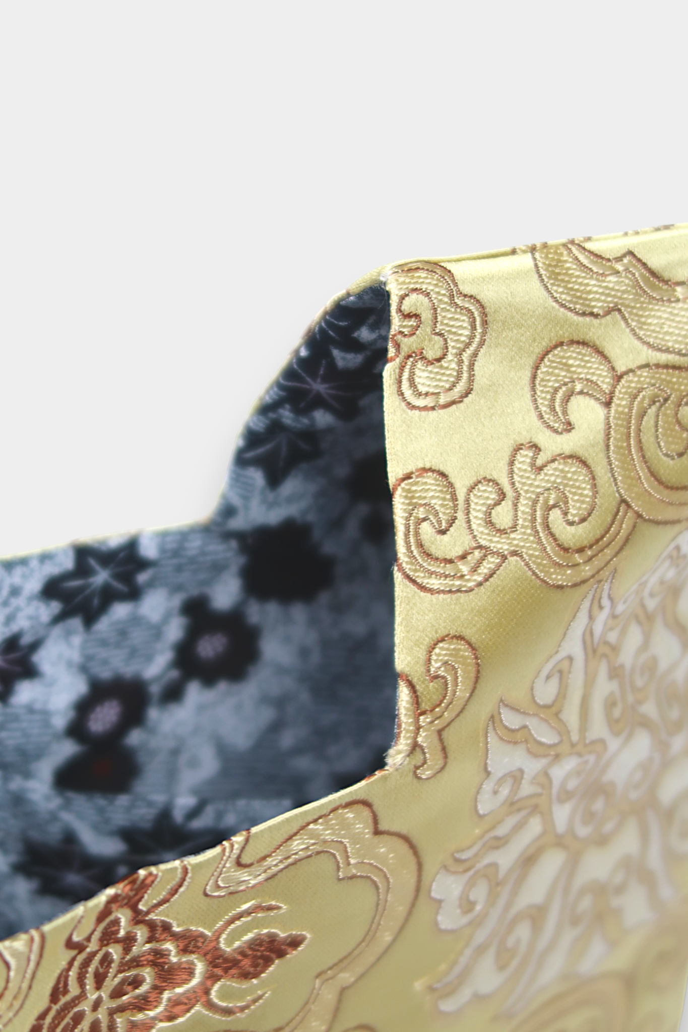 Song-Dynasty-Brocade-Silk-Handbag-Traditional-Pattern-Evening-Clutch