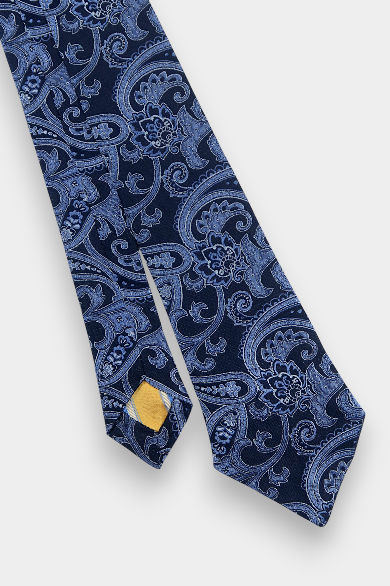 Song Dynasty Brocade Silk Tie